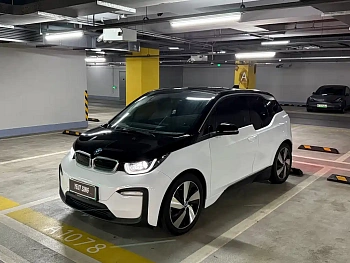 BMW i3 imported 2019 fast charging version купить на сайте DeffCars