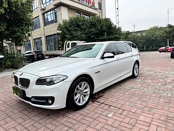 BMW 5 Series 2014 520Li Elegant купить на сайте DeffCars