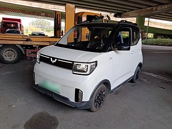 Hongguang MINIEV 2022 GAMEBOY 200km gaming model lithium iron phosphate купить на сайте DeffCars