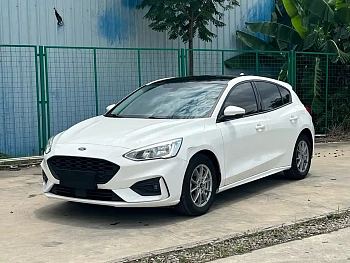 Focus 2020 hatchback EcoBoost 180 automatic trendy купить по цене 1 780 517 ₽  на сайте DeffCars