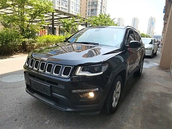 Compass 2019 220T Automatic Happy Edition купить по цене 1 775 196 ₽  на сайте DeffCars