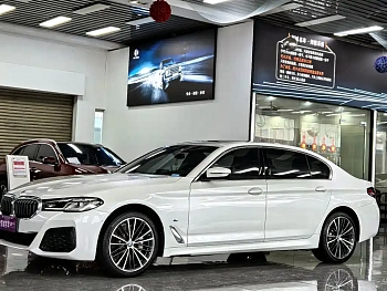 BMW 5 Series 2021 530Li Leading M Sports Package купить на сайте DeffCars