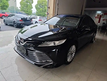 Camry 2018 2.5G Deluxe Edition купить на сайте DeffCars