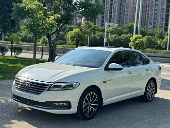 Lavida 2022 280TSI DSG Deluxe Edition купить по цене 1 909 682 ₽  на сайте DeffCars