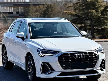 Audi Q3 2023 35 TFSI Fashionable and Dynamic (1.5T) купить на сайте DeffCars