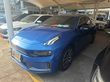 Lynk & Co 03 2021 1.5TD DCT Champion Edition купить по цене 1 827 173 ₽  на сайте DeffCars