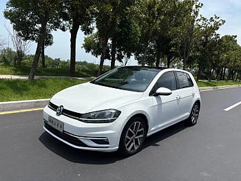 Golf 2020 200TSI DSG Comfortable купить по цене 1 769 748 ₽  на сайте DeffCars