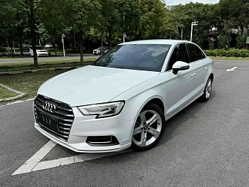 Audi A3 2020 Limousine 35 TFSI Advantageous Type National V купить по цене 2 010 695 ₽  на сайте DeffCars