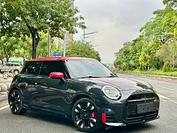 ELECTRIC MINI JCW 2025 JOHN COOPER WORKS купить на сайте DeffCars