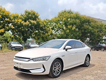 Qin PLUS 2021 EV 500KM Premium купить по цене 2 039 607 ₽  на сайте DeffCars