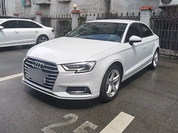 Audi A3 2020 Sportback 35 TFSI Advantageous National VI купить по цене 1 990 987 ₽  на сайте DeffCars