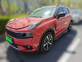 Lynk & Co 01 2017 2.0T 4WD Pro version купить на сайте DeffCars