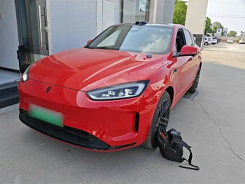 Wenjie M5 2024 Extended Range Max RS Four-wheel drive high-end intelligent driving version купить по цене 3 941 239 ₽  на сайте DeffCars