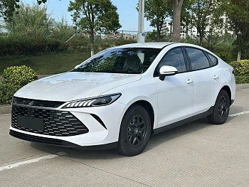 Qin PLUS 2025 DM-i Intelligent Driving Edition 55KM Leading Model купить по цене 1 973 454 ₽  на сайте DeffCars