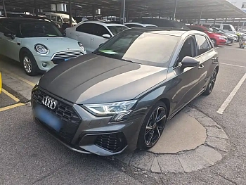 Audi A3 2022 Sportback 35 TFSI Fashionable and Sporty купить по цене 2 286 324 ₽  на сайте DeffCars