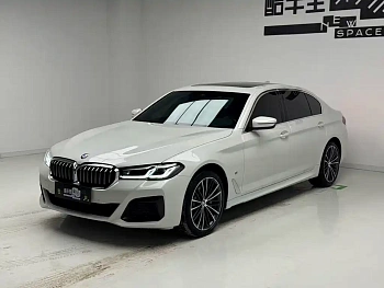 BMW 5 Series 2022 facelift 530Li leading M sports package купить на сайте DeffCars