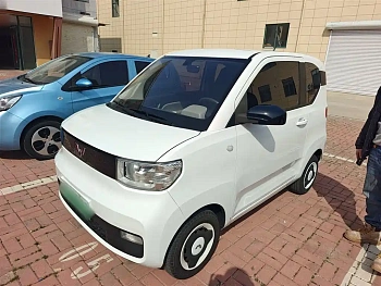 Hongguang MINIEV 2020 Relaxed Lithium Iron Phosphate купить на сайте DeffCars