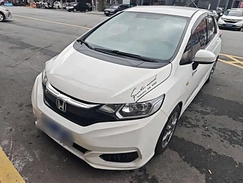 Fit 2018 1.5L CVT Comfort Edition купить на сайте DeffCars