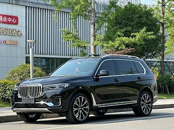 BMW X7 2021 facelift xDrive40i executive M sports package купить на сайте DeffCars