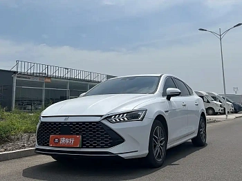 Qin PLUS 2021 DM-i 120KM flagship model купить по цене 2 029 040 ₽  на сайте DeffCars