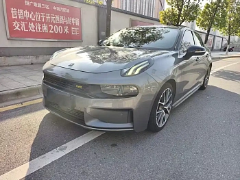 Lynk & Co 03 2021 2.0TD Automatic Pro купить на сайте DeffCars