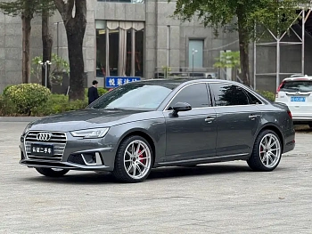 Audi A4L 2019 45 TFSI quattro sporty National VI купить на сайте DeffCars