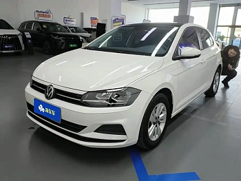 Polo 2019 Plus 1.5L Automatic Colorful Technology Edition купить по цене 1 762 776 ₽  на сайте DeffCars