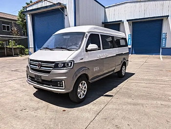 New Hiace S 2023 1.5L Fortune Edition Bus 5/6/7 Seats Central Air Conditioning Version SWC15M купить на сайте DeffCars