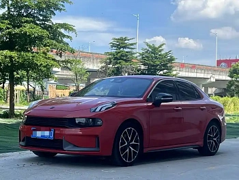 Lynk & Co 03 2019 model 1.5TD DCT Pro version Guo VI купить по цене 1 918 645 ₽  на сайте DeffCars