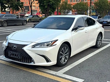 Lexus ES 2021 200 Excellence Edition купить на сайте DeffCars