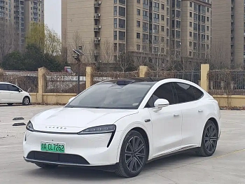 Zhijie R7 2024 pure electric 802km Max купить на сайте DeffCars