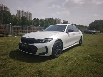 BMW 3 Series 2025 330Li M Sports Night Package купить на сайте DeffCars