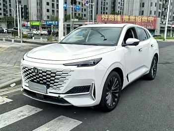 Changan UNI-K 2021 2.0T Excellent Model купить по цене 2 076 544 ₽  на сайте DeffCars