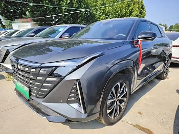 Changan UNI-Z New Energy 2024 Blue Whale Smart Electric iDD 125km Excellent model купить по цене 2 266 033 ₽  на сайте DeffCars