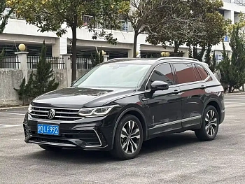 Tiguan L 2023 330TSI automatic two-wheel drive R-Line flagship version купить на сайте DeffCars