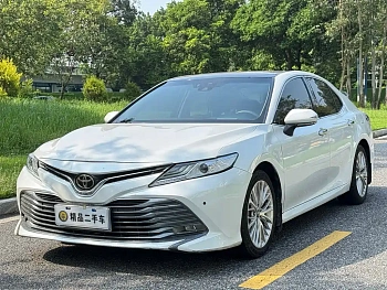 Camry 2021 2.5G Deluxe Edition купить на сайте DeffCars